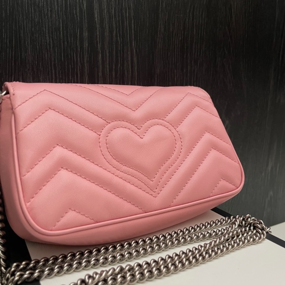 Pink Gucci Marmont 2.0 Supermini Handbag - Picture 4 of 15